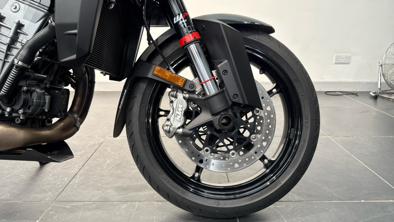 Ktm Duke 990 Duke (24MY)